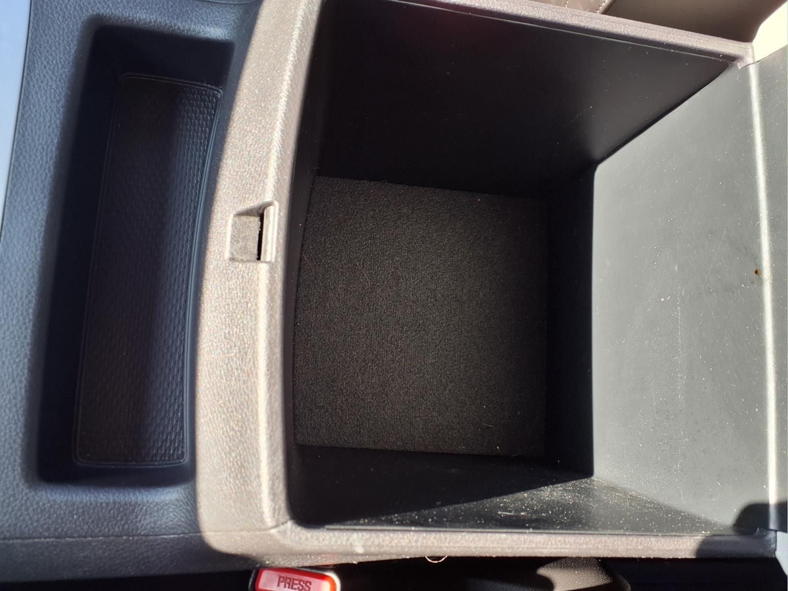 2024 Kia Carnival MPV LX Seat Package